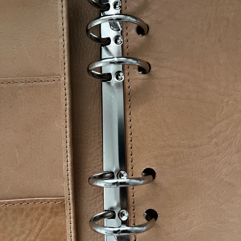 Moterm Leather 6 Rings Planner (Apricot) - Picture 2 of 6